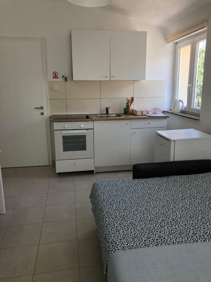 Rougemarin Apartments Senj  Eksteriør bilde